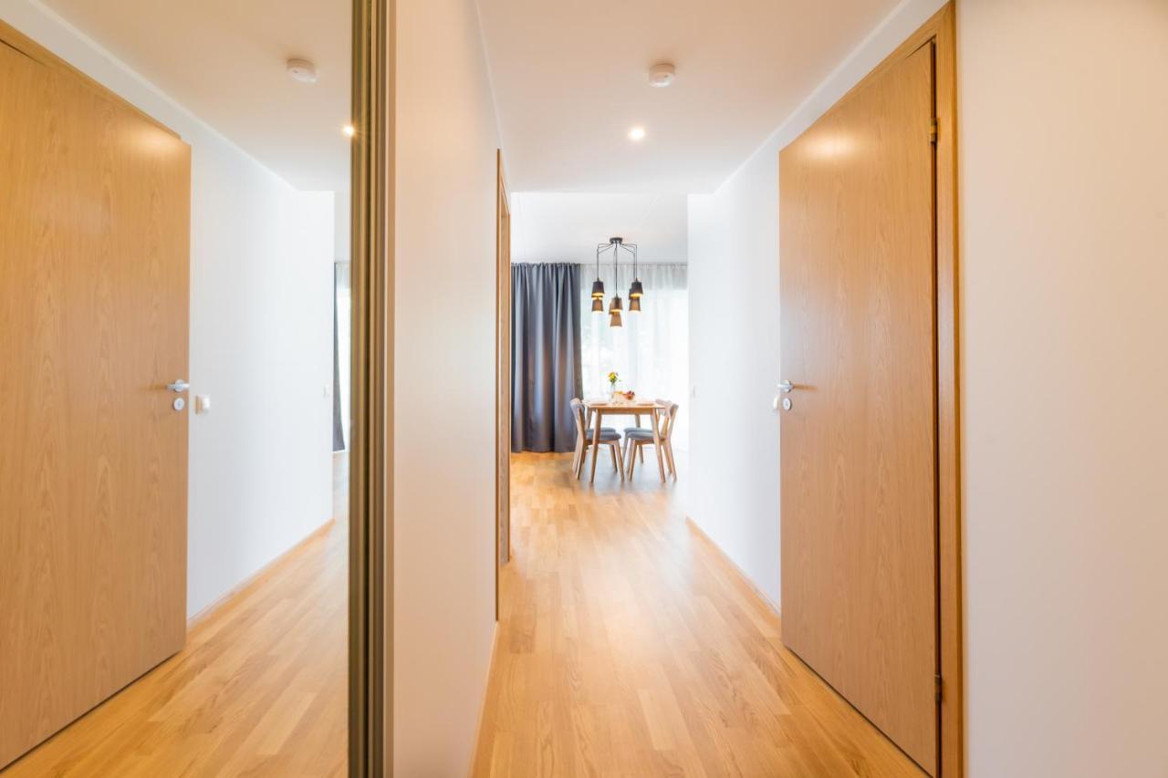Delta Luxury Apartment With Terrace ตาร์ตู ภายนอก รูปภาพ
