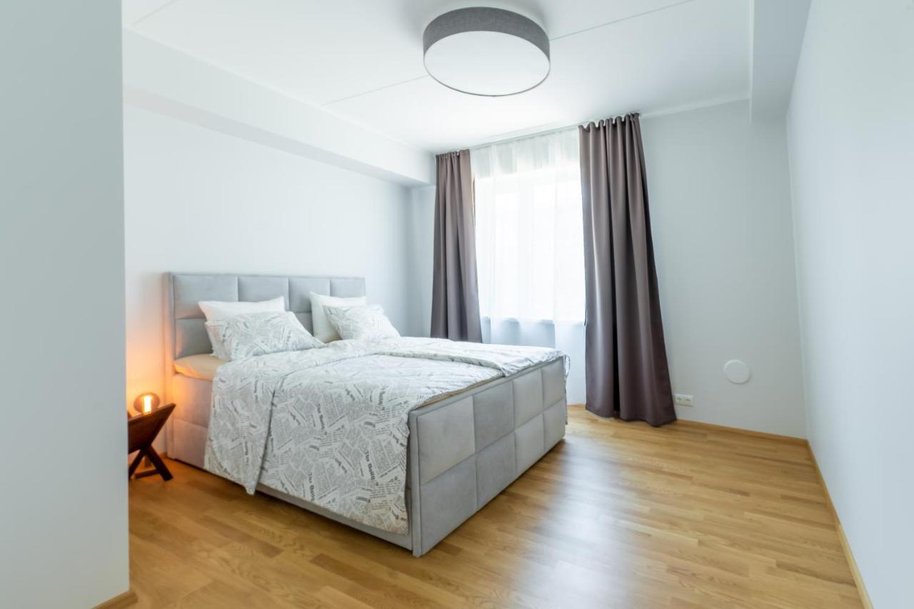 Delta Luxury Apartment With Terrace ตาร์ตู ภายนอก รูปภาพ
